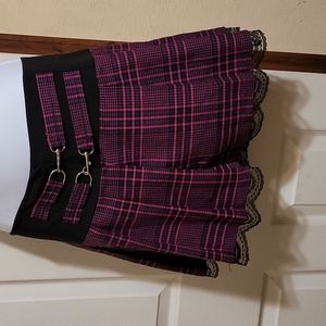 Morbid size medium skirt